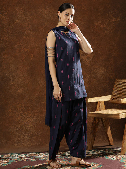 Women Cotton Printed Notch Neck Straight Kurti Farshi Salwar with Dupatta