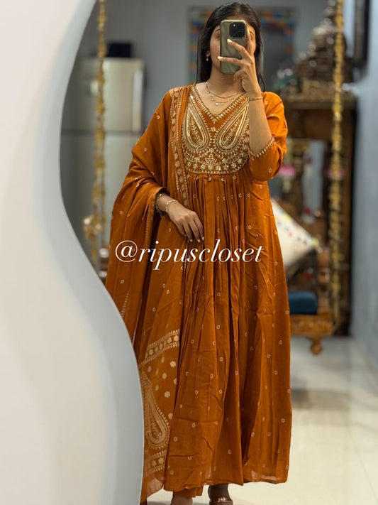 Amber Noor Embroidered Anarkali Set