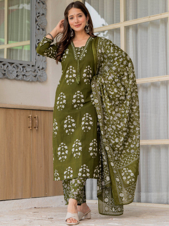 Women Floral Printed Regular Thread Work Pure Cotton Kurta with Palazzos & With Dupatta